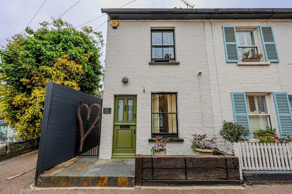 Property photo 1 of 35 Front