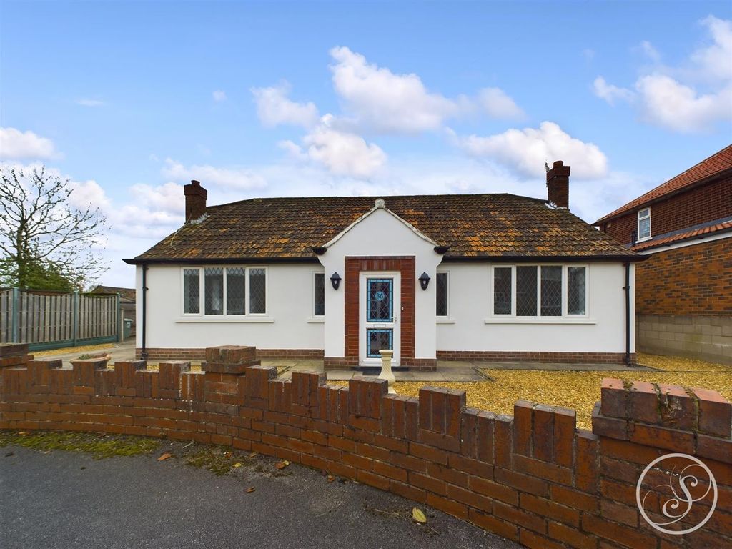 Property photo 1 of 30 External