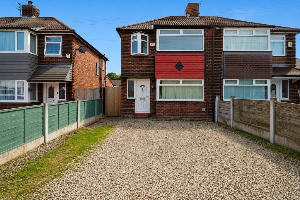 Property photo 1 of 14 Front