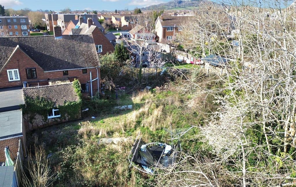 Property photo 2 of 14