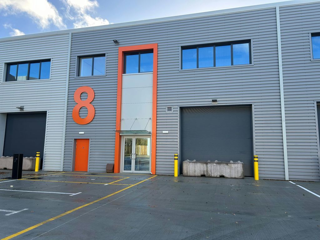 Property photo 3 of 10 8 External 3.Jpg