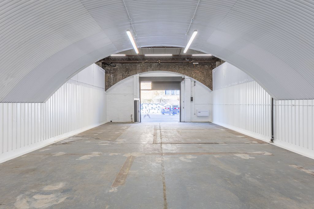 Property photo 1 of 4 An Empty Arch With White Lining