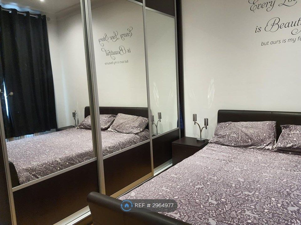 Property photo 1 of 13 Bedroom - 3 Doors With Mirrors Built In Wardrobe
