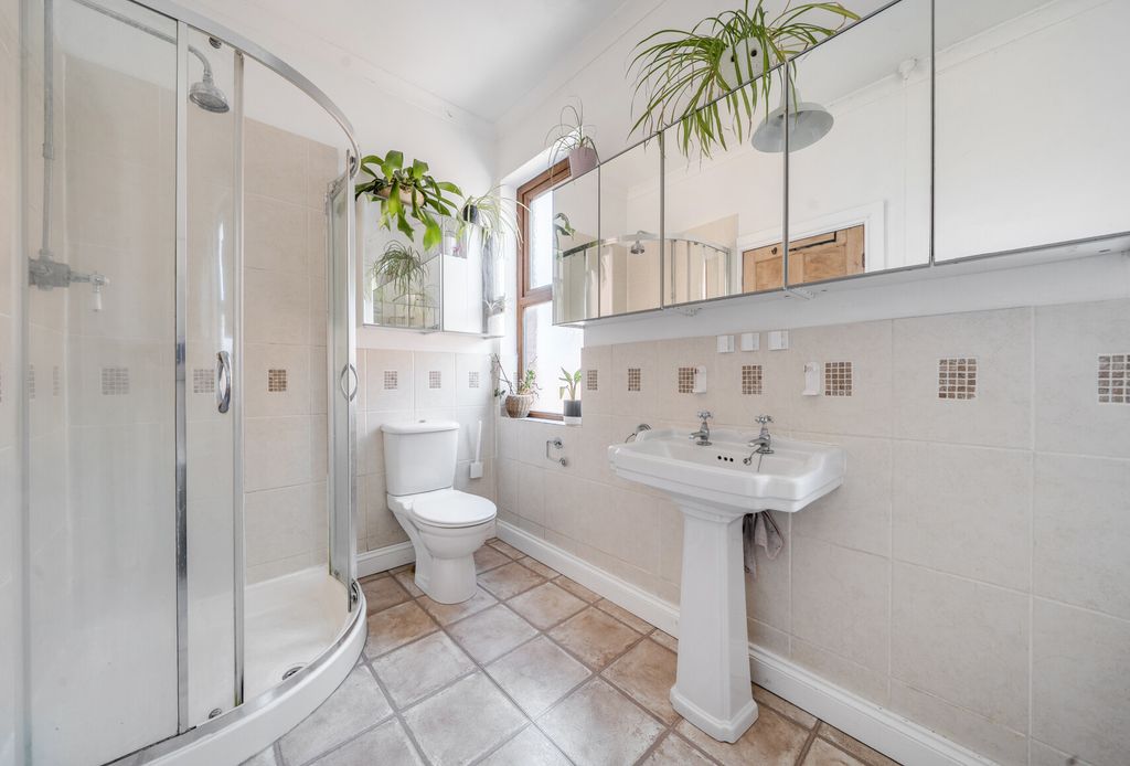 Property photo 2 of 23 1448636-5-69E78c0...