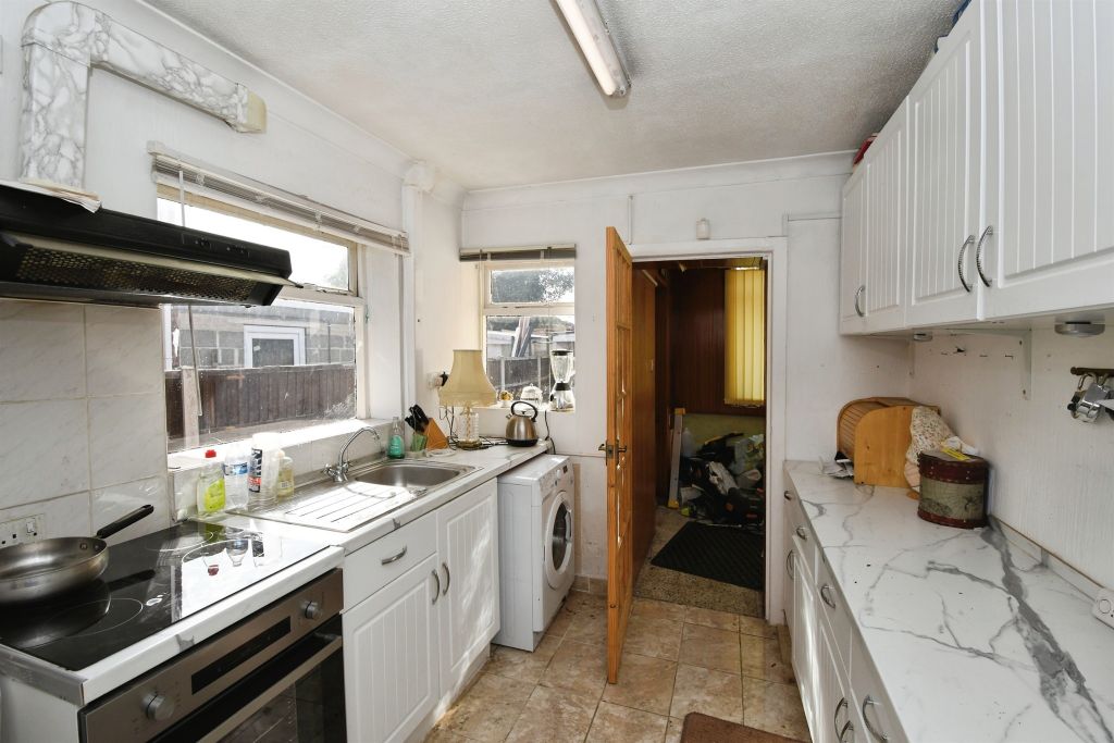 Property photo 2 of 13