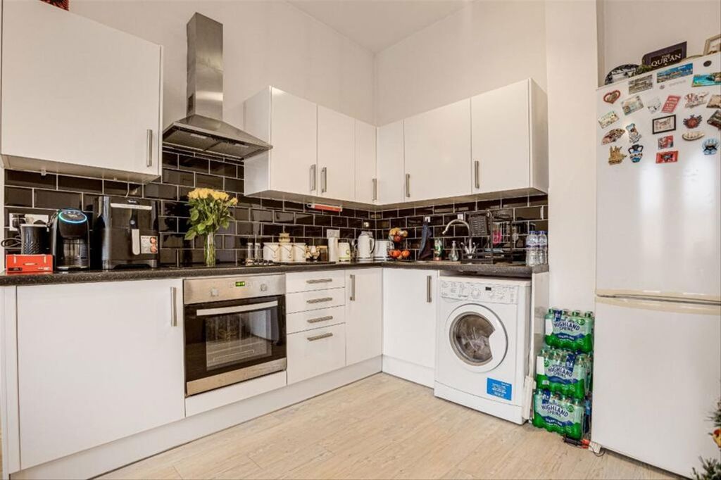 Property photo 2 of 4