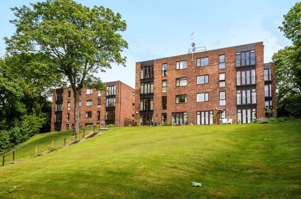 Property photo 1 of 11 1 (Main)