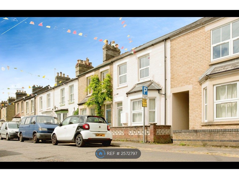 Property photo 1 of 11 Top Flat(Cream) 101A Cavendish Road