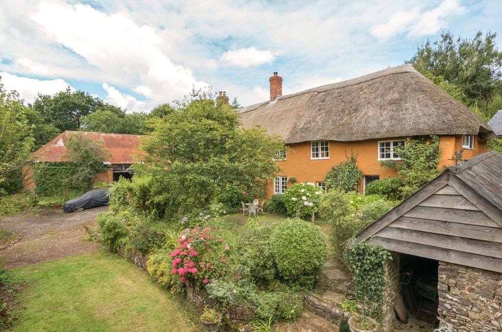 Property photo 1 of 31 Front Of House