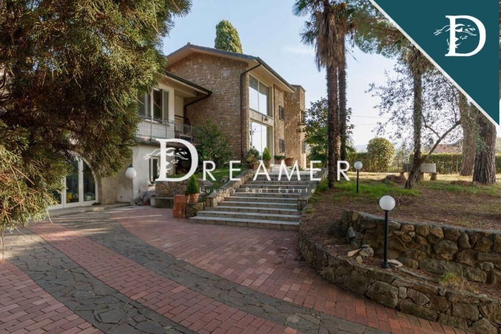 Property photo 3 of 21