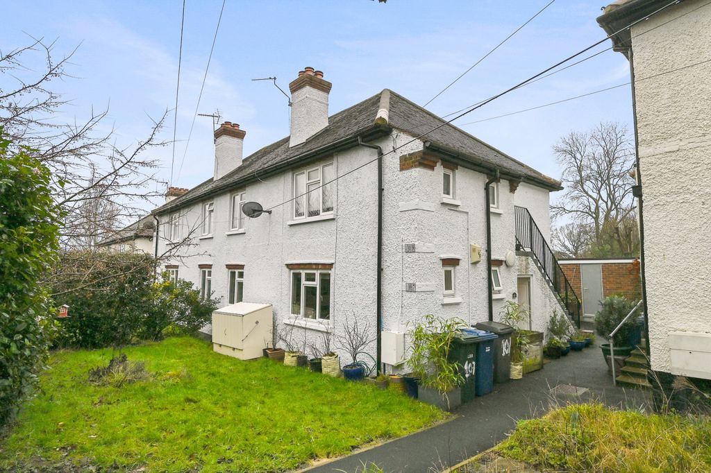 Property photo 1 of 9 Two Bedroom Maisonette With Private Garden