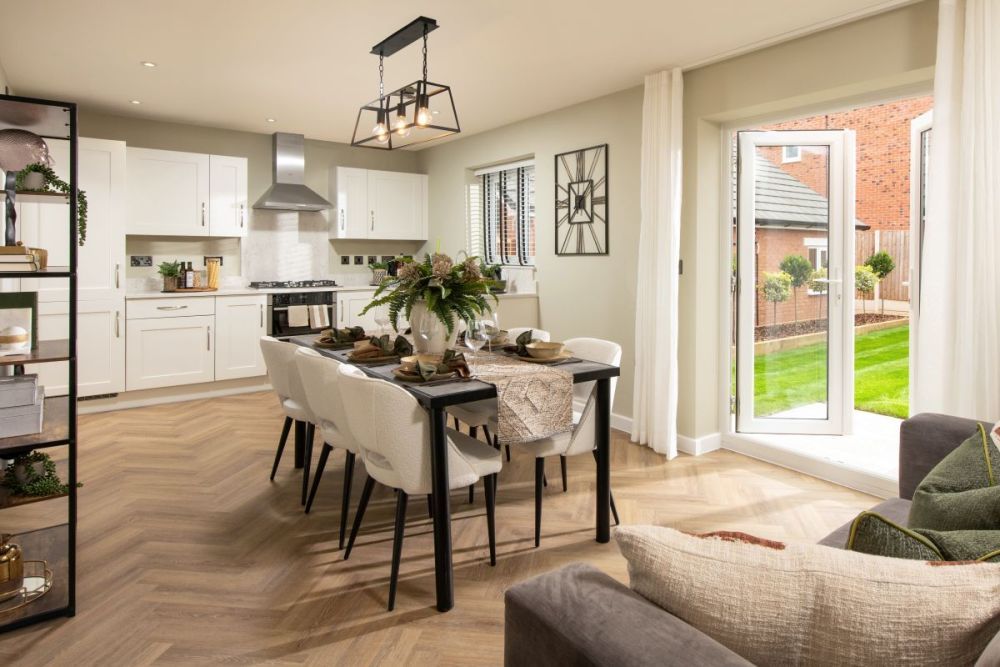 Property photo 1 of 8 Marlboroughkitchen Dining Family