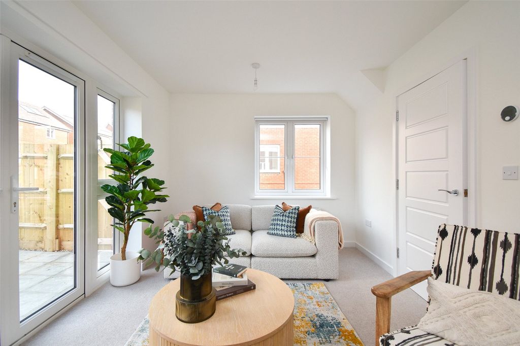 Property photo 3 of 9 Reception Room