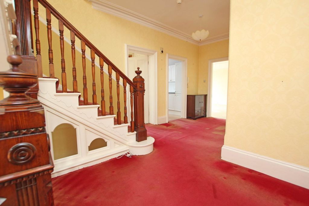 Additional image 11 of 5 bed flat for saleGrassington Road, Eastbourne BN20