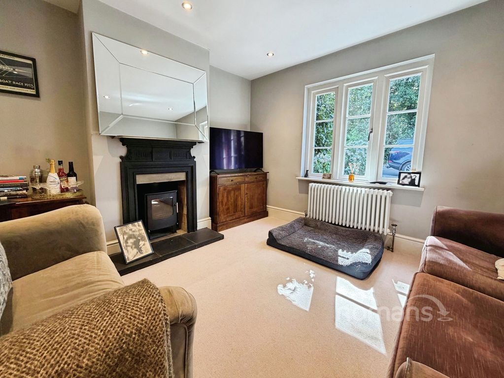 Property photo 2 of 31 Pbox-Img.Jpg