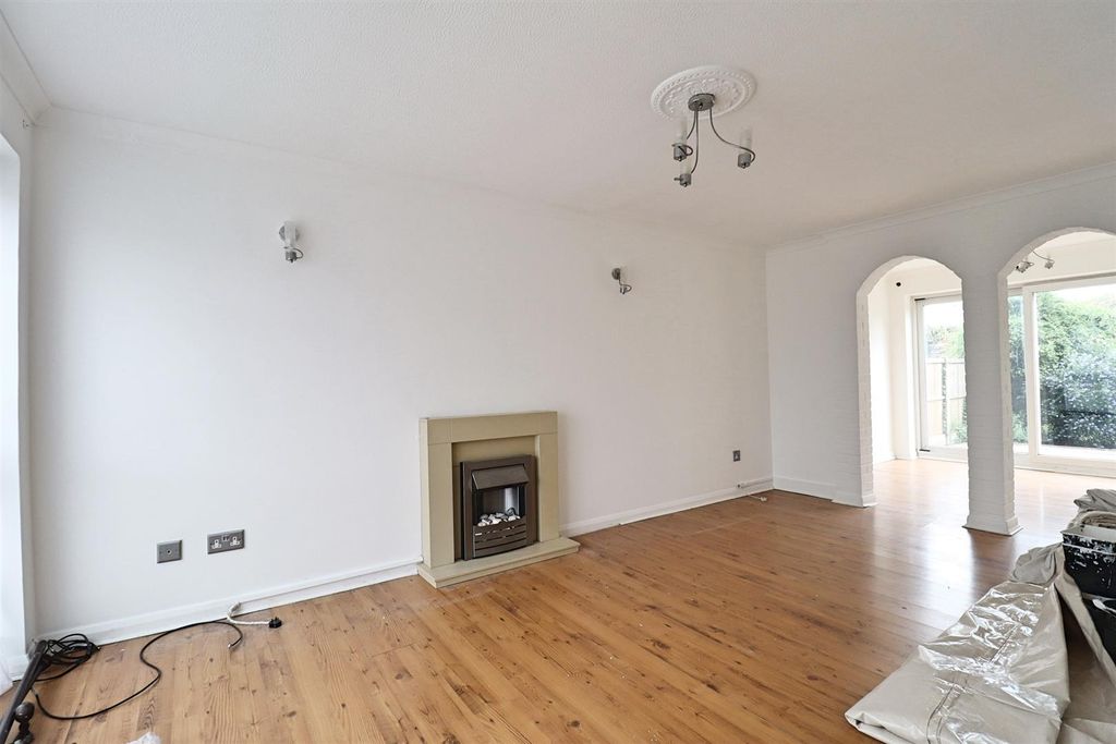Property photo 2 of 12 Img_5407.Jpg