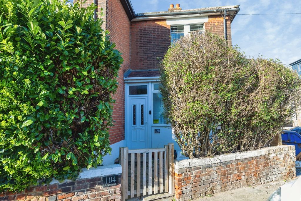 Property photo 1 of 16 Pbox-Img.Jpg