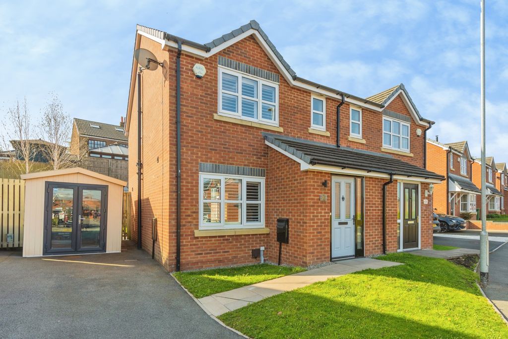 Property photo 1 of 15