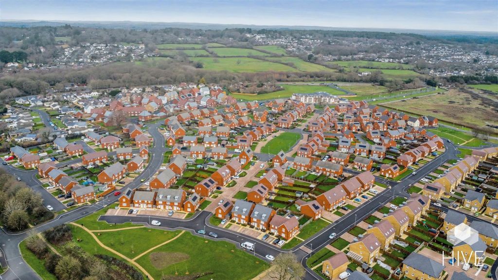 Property photo 3 of 29