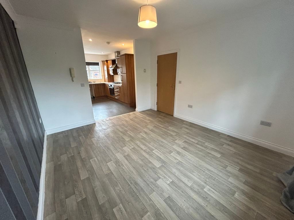 Property photo 3 of 9 Photo 3