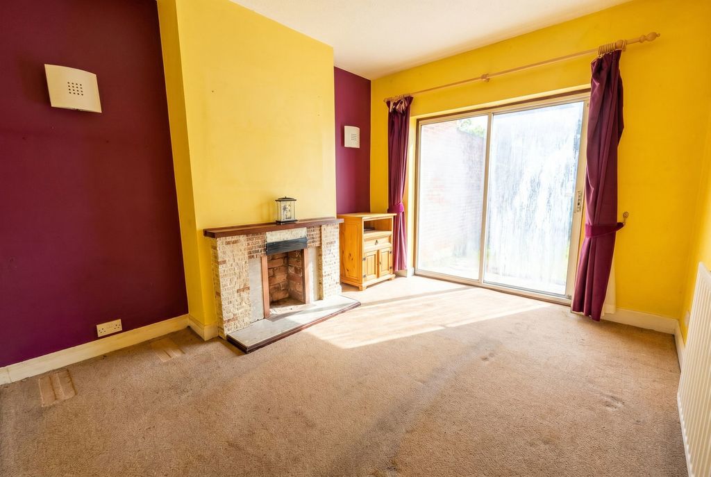 Property photo 3 of 22