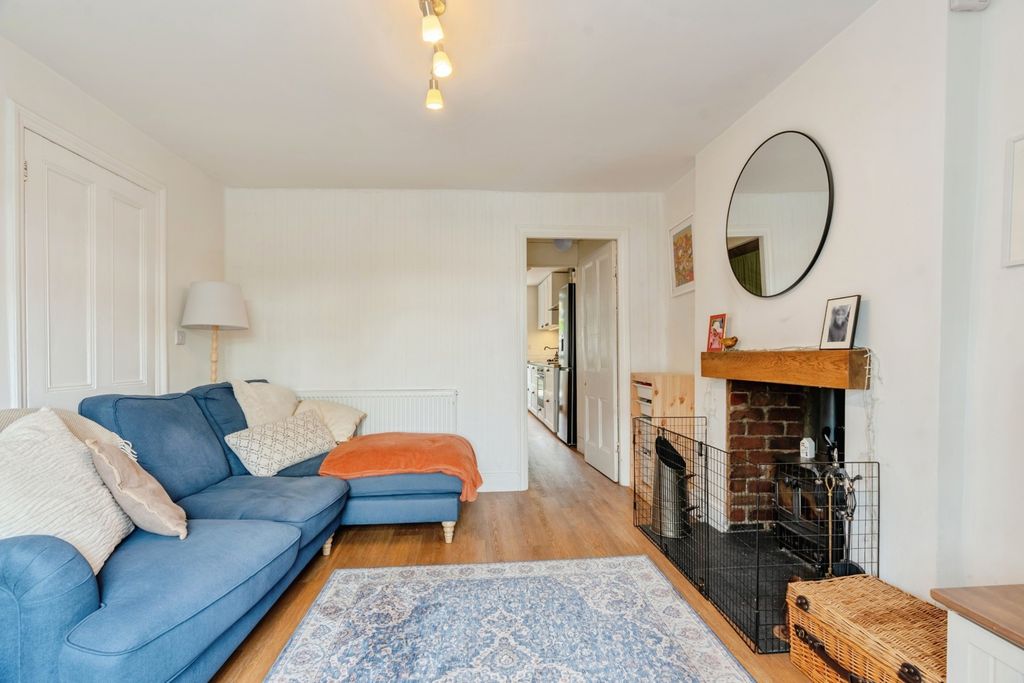 Property photo 3 of 21 Pbox-Img.Jpg