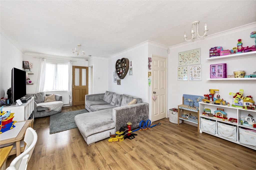 Property photo 2 of 19 Picture No. 04