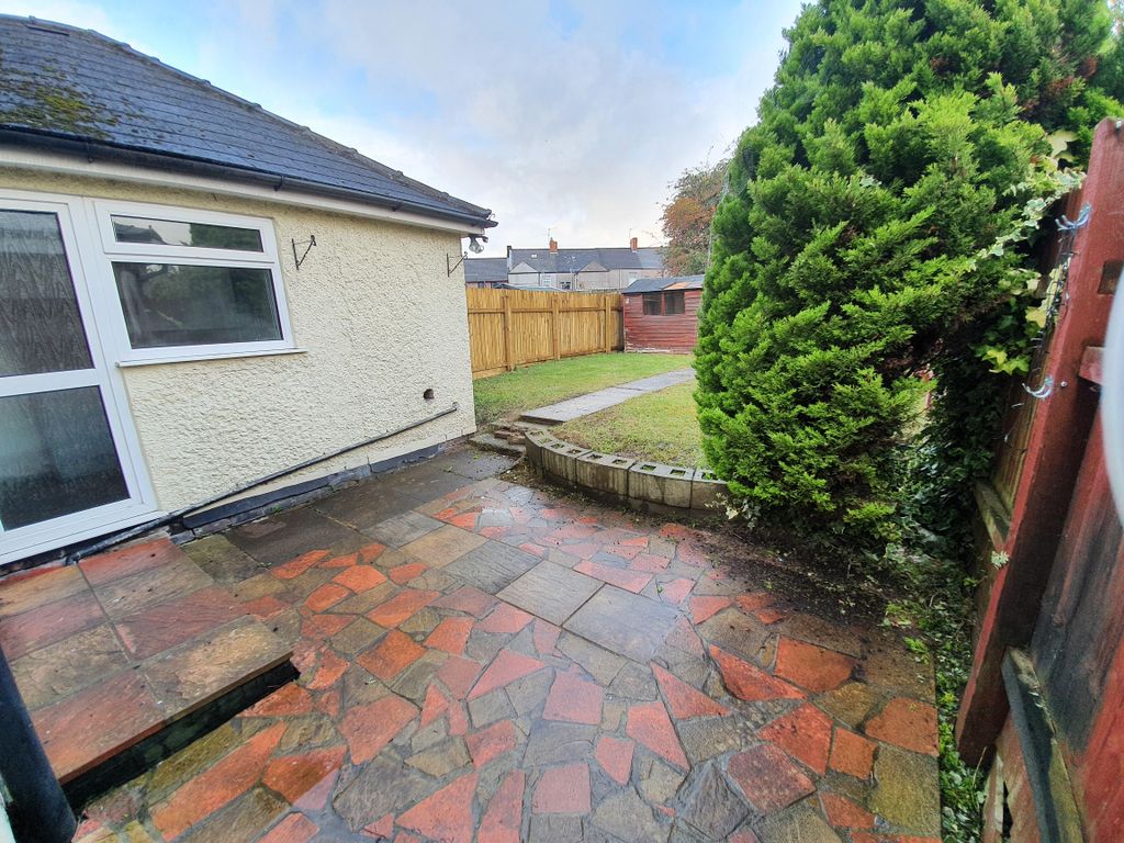 Property photo 2 of 11 Image