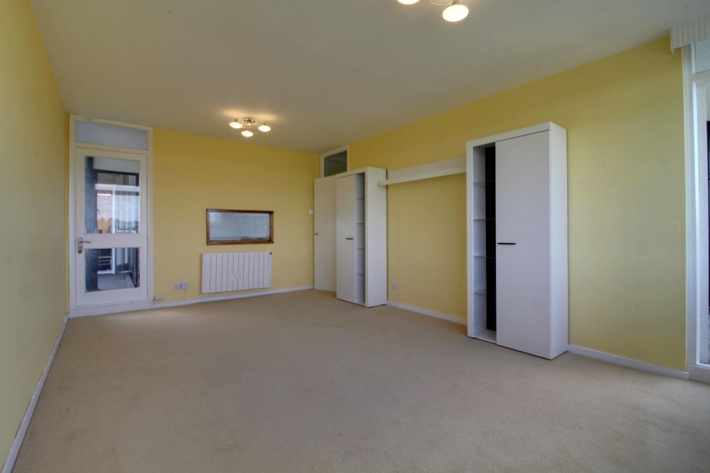 Property photo 3 of 17 Img_6319-Img_6321