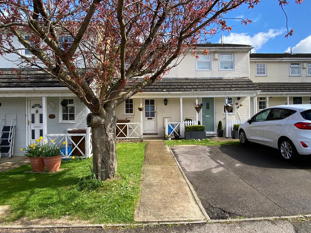 Property photo 1 of 8