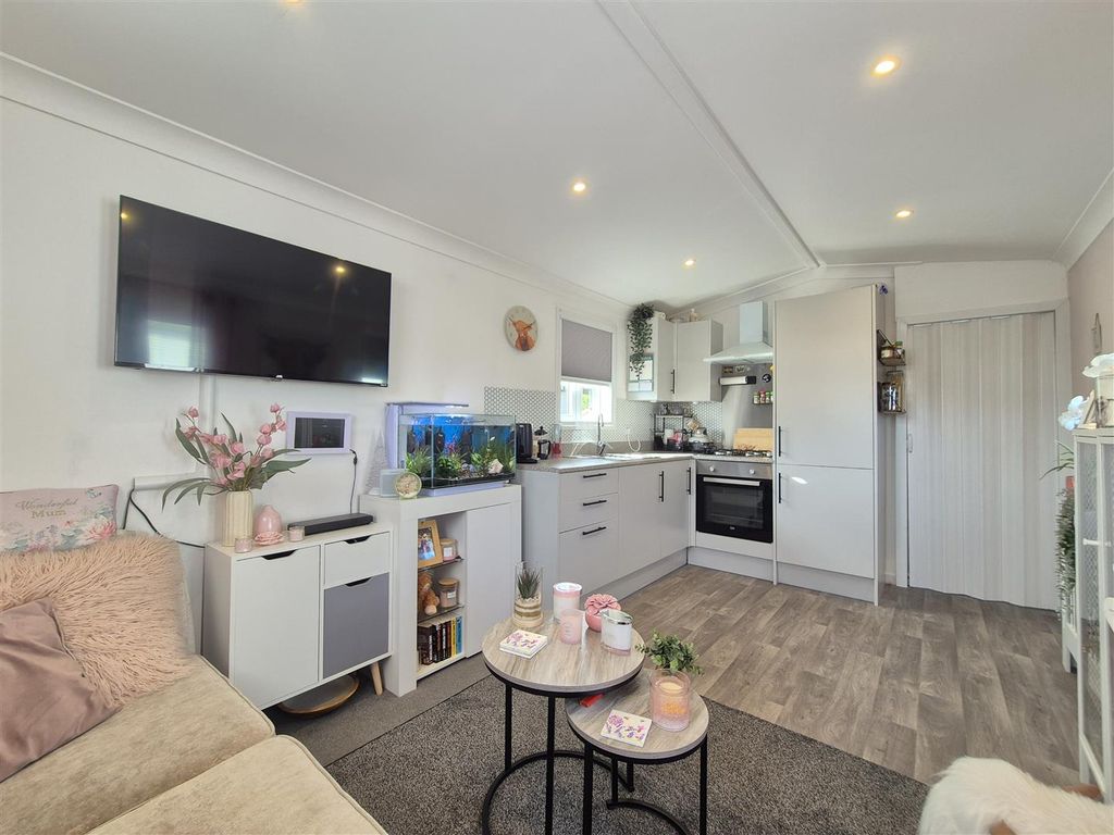 Property photo 2 of 12 Open Plan Living Kitchen