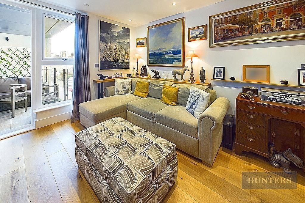 Property photo 3 of 24 Cam01635G0-Pr0204-Still004.Jpg