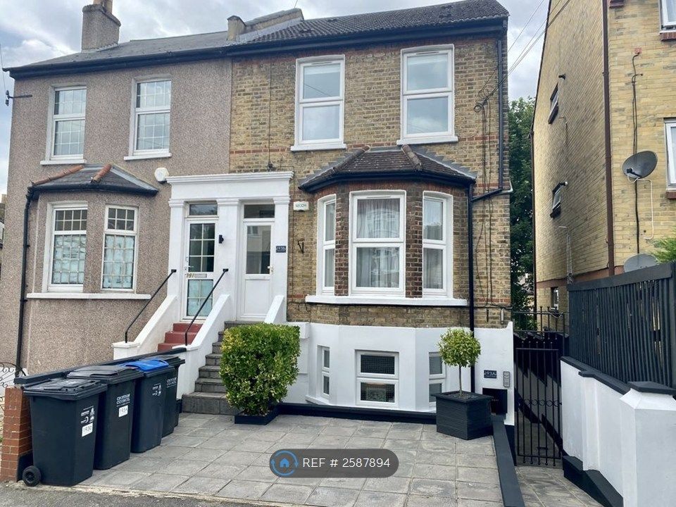 Property photo 1 of 14 Front Of House