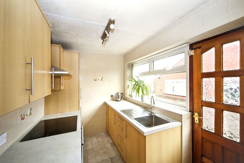 Property photo 3 of 20