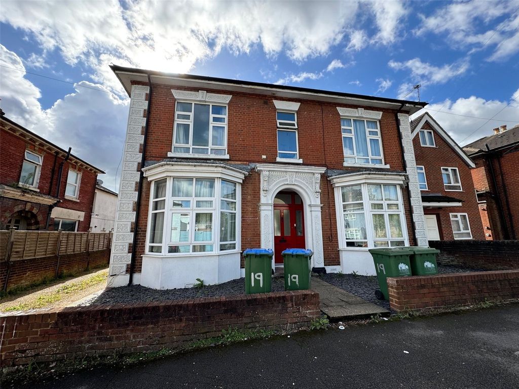 Property photo 1 of 8 Picture No. 04