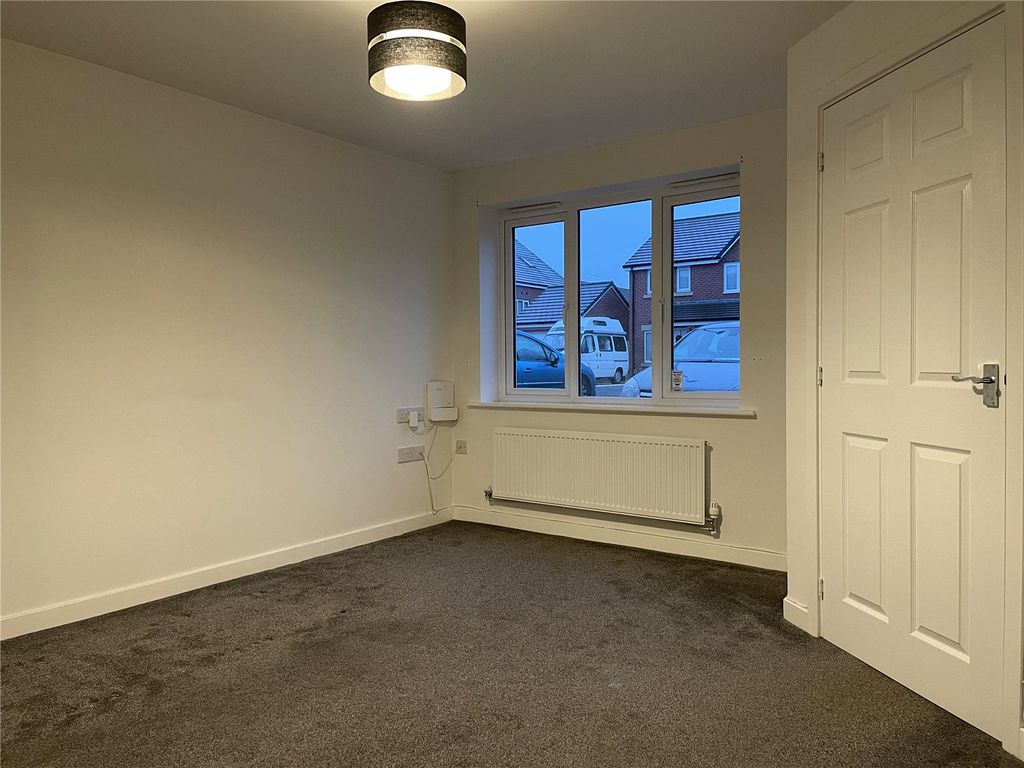 Property photo 2 of 10 Picture No. 04