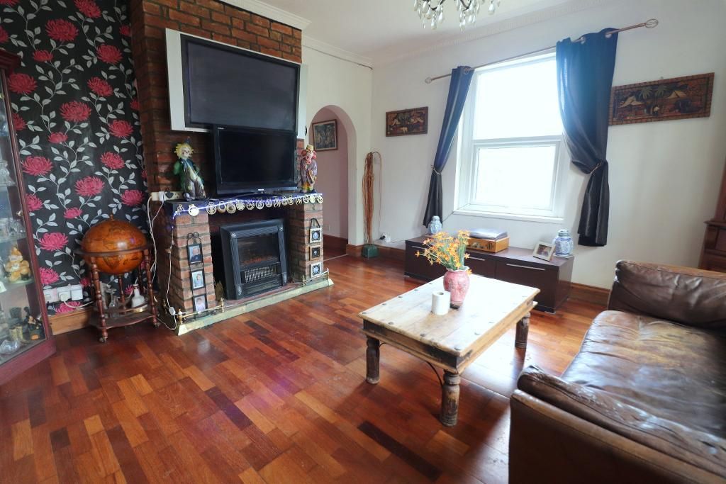 Property photo 3 of 17