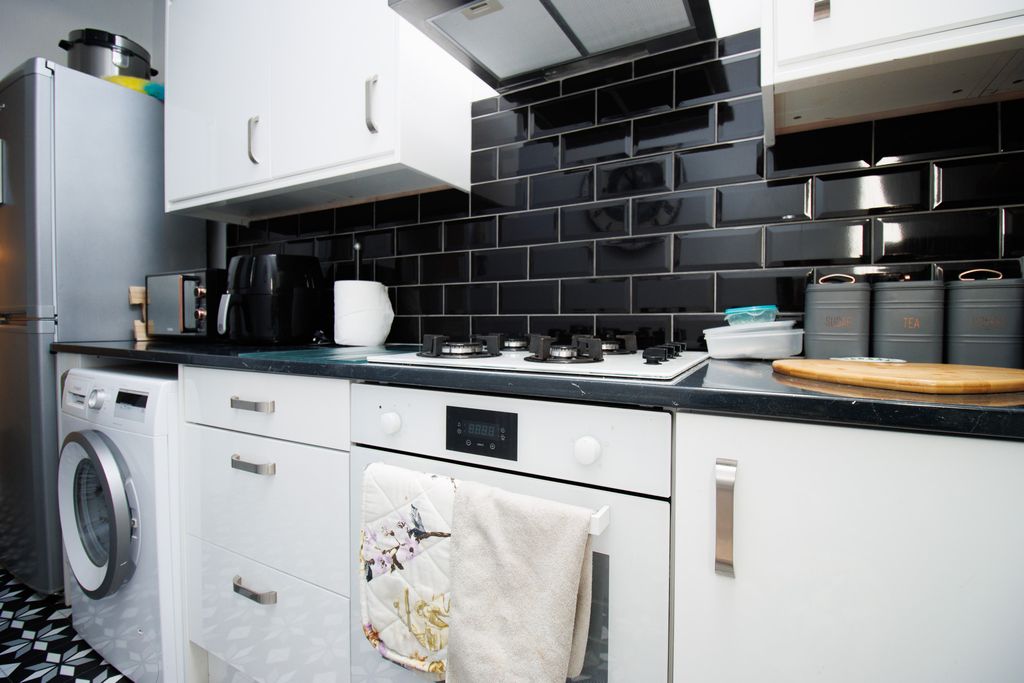 Additional image 5 of 2 bed flat for saleWest Avenue, Filey YO14