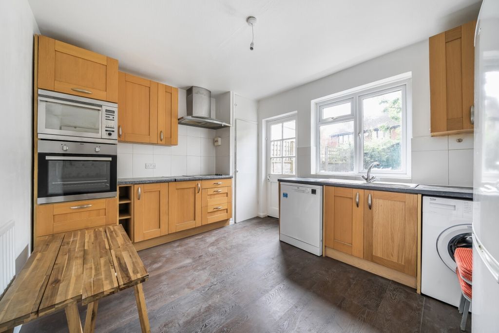 Property photo 1 of 14 1153115 (5)