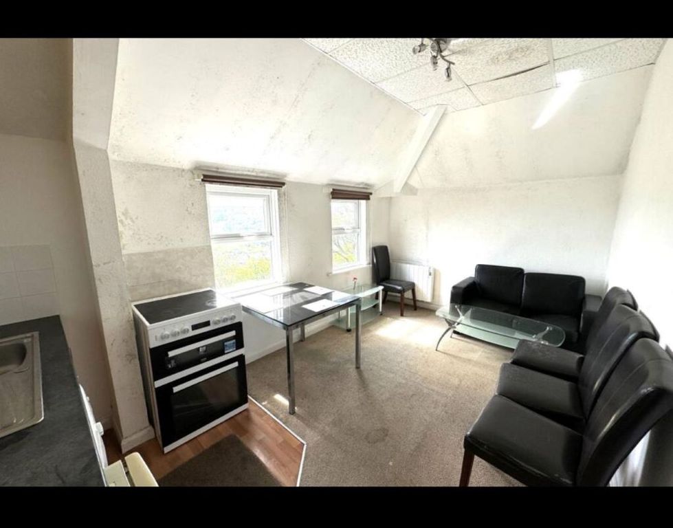 Property photo 2 of 6 Image 2