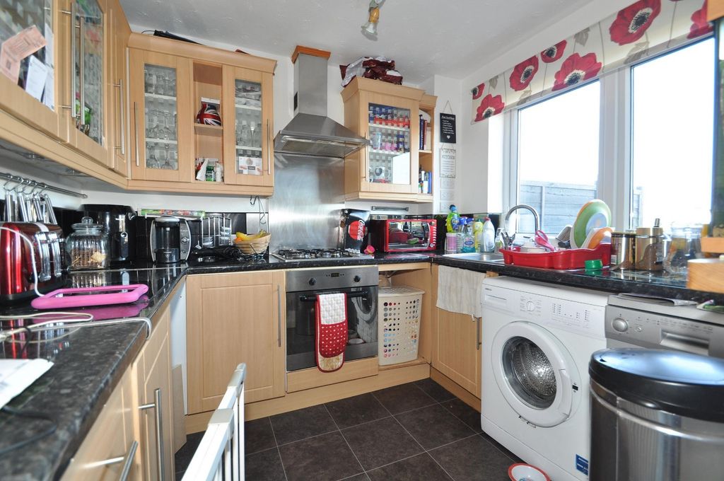 Property photo 3 of 7