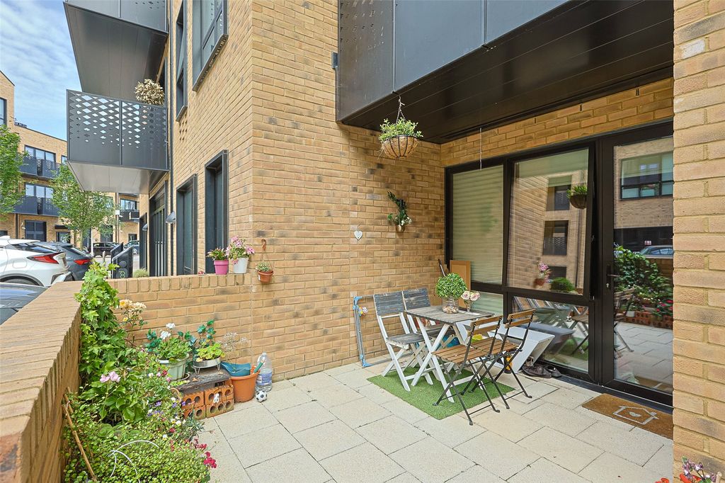 Property photo 2 of 18 Picture No. 04