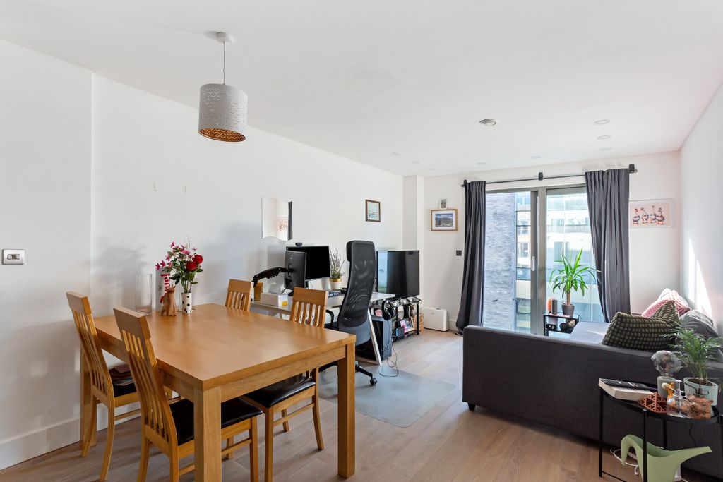 Property photo 2 of 12 2