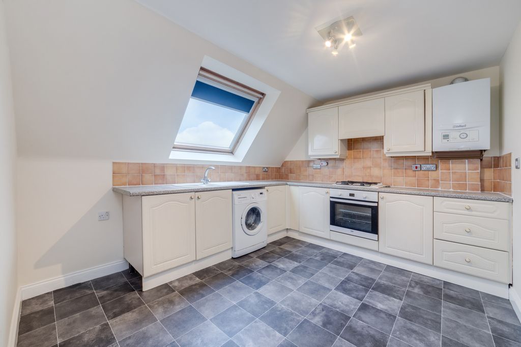 Property photo 3 of 7