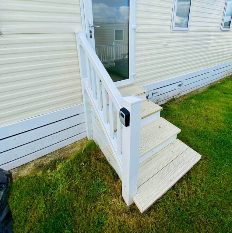 Property photo 3 of 23