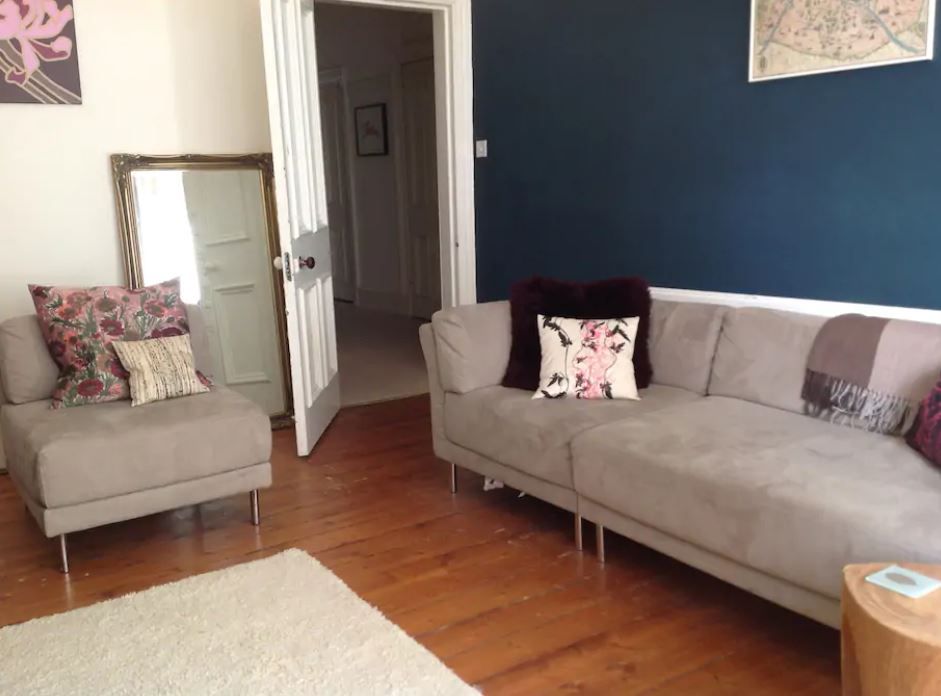 Property photo 2 of 8 Photo 2