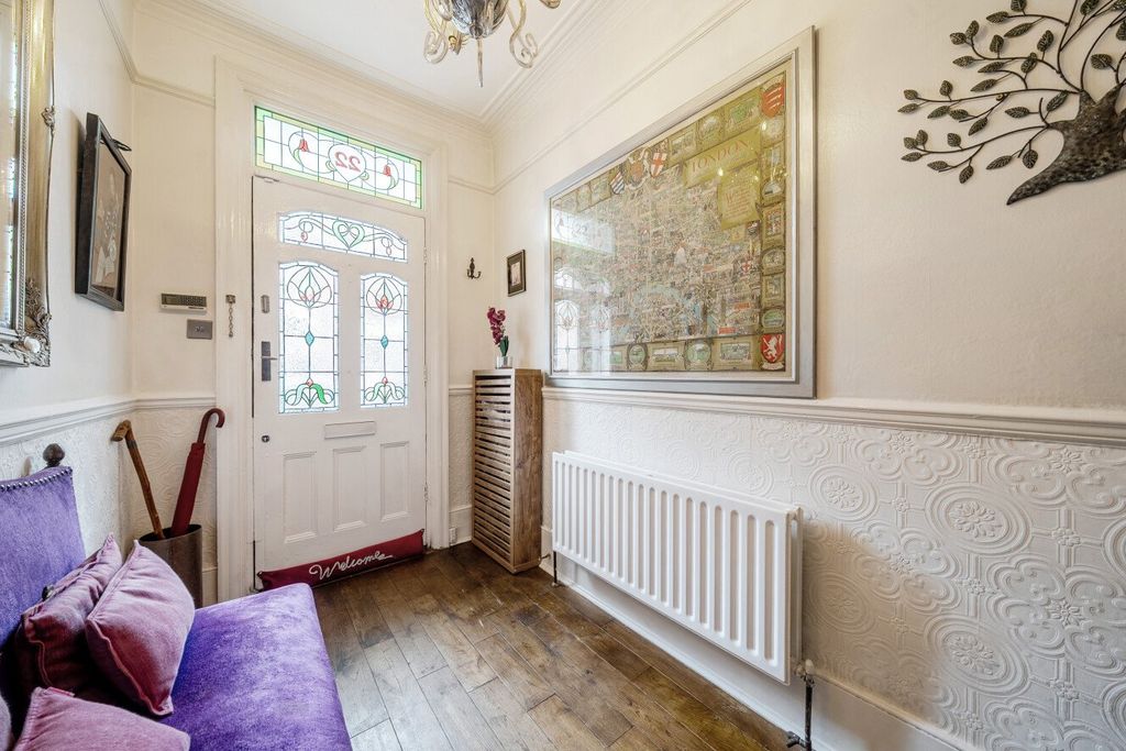 Property photo 2 of 36 Picture No. 38