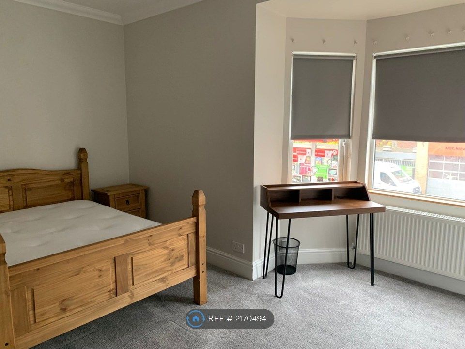 Property photo 1 of 22 Large Double Room With En-Suite