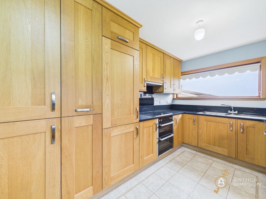 Property photo 3 of 43 5474785