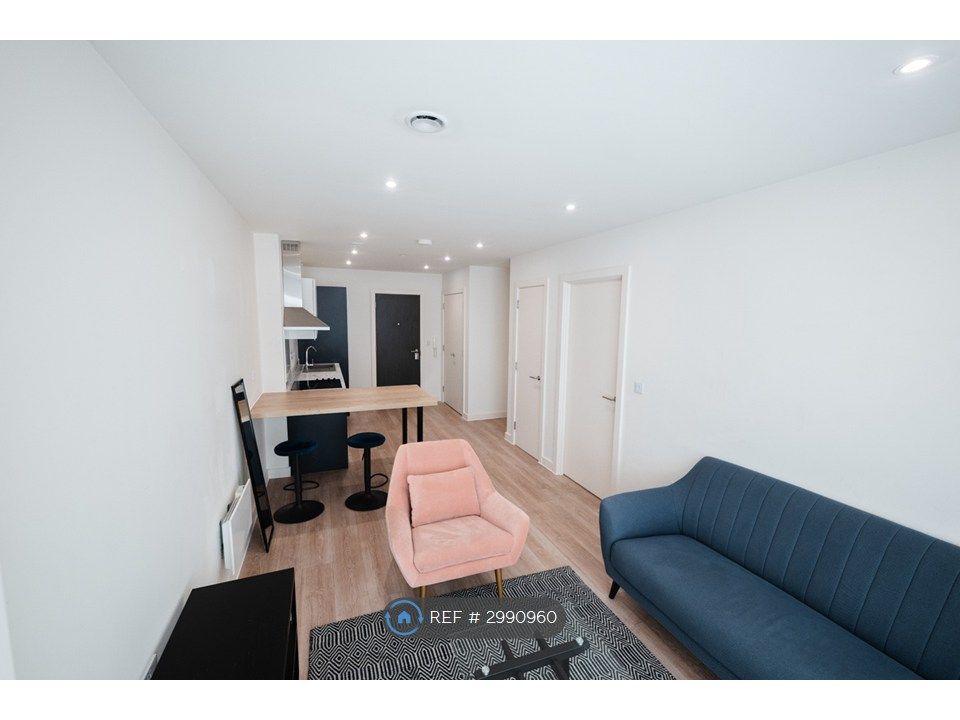 Property photo 3 of 34